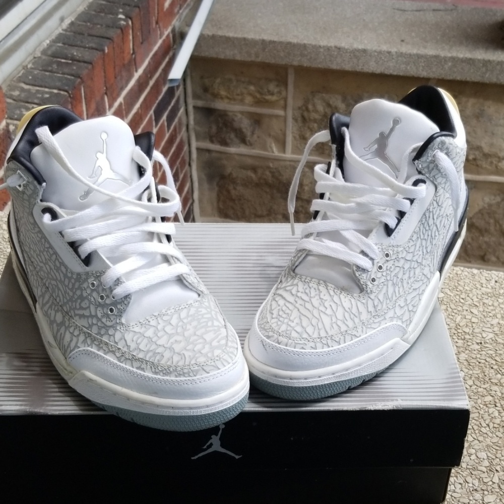 Air Jordan XVII low